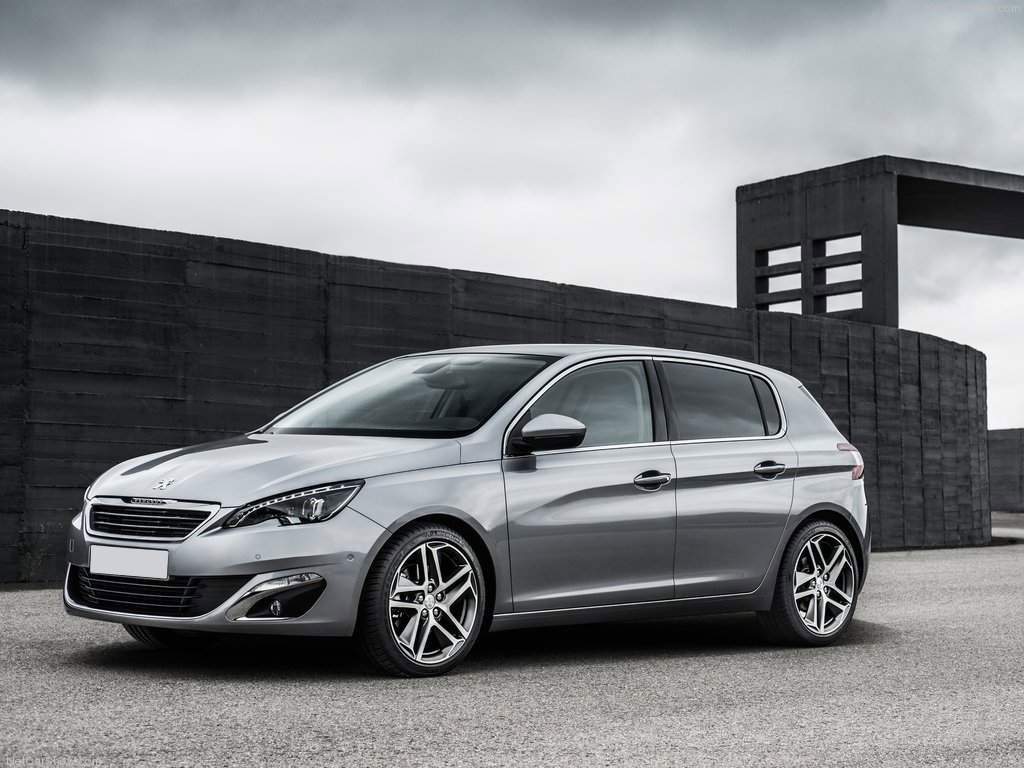 Peugeot-308-2014-bez.tablica.jpg - Srednja klasa